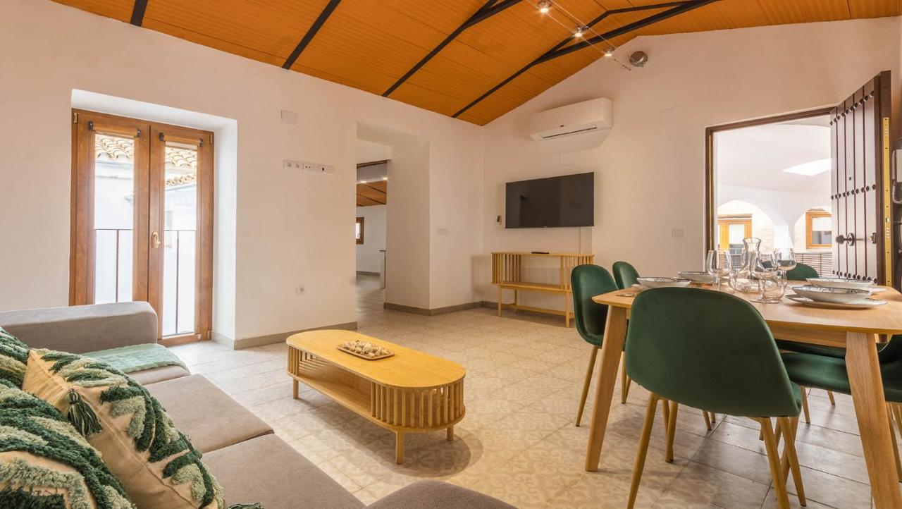 Apartamentos Miguel De Cervantes Centro コルドバ エクステリア 写真