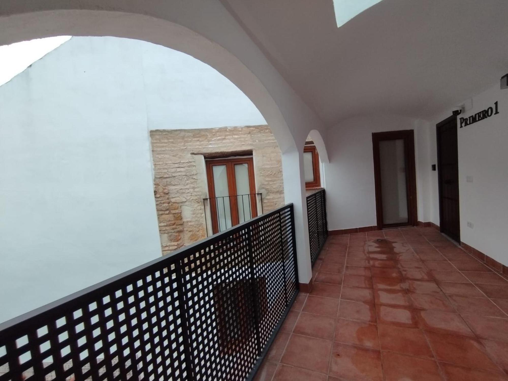 Apartamentos Miguel De Cervantes Centro コルドバ エクステリア 写真