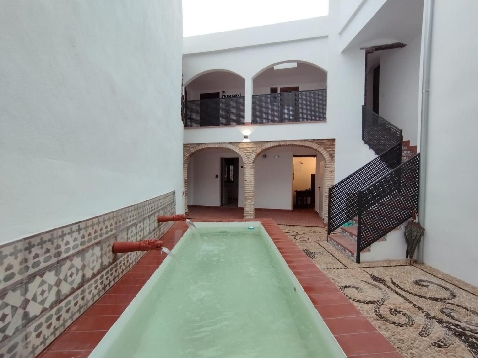 Apartamentos Miguel De Cervantes Centro コルドバ エクステリア 写真