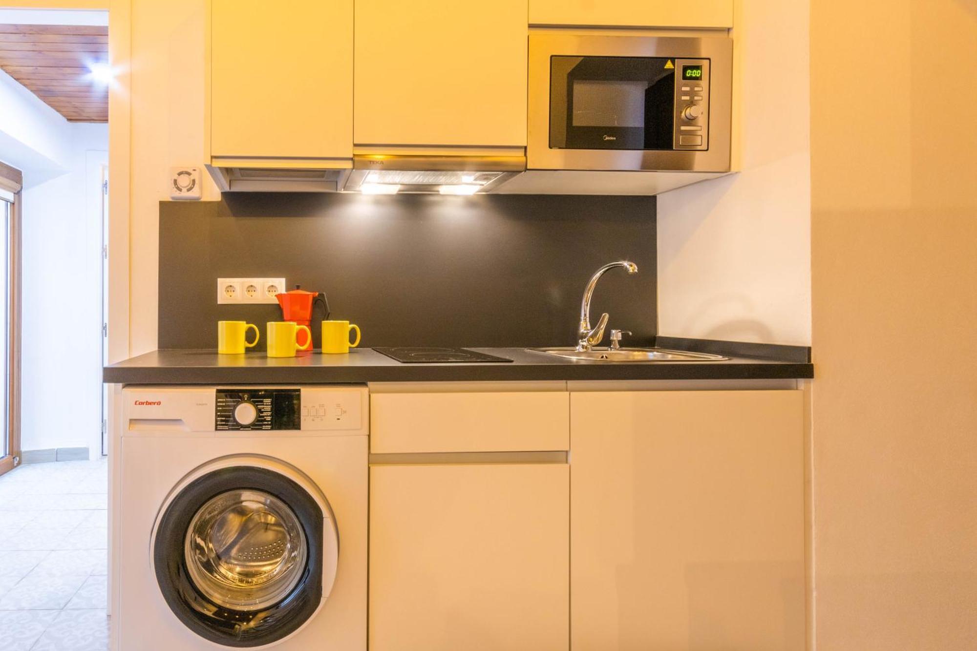 Apartamentos Miguel De Cervantes Centro コルドバ エクステリア 写真