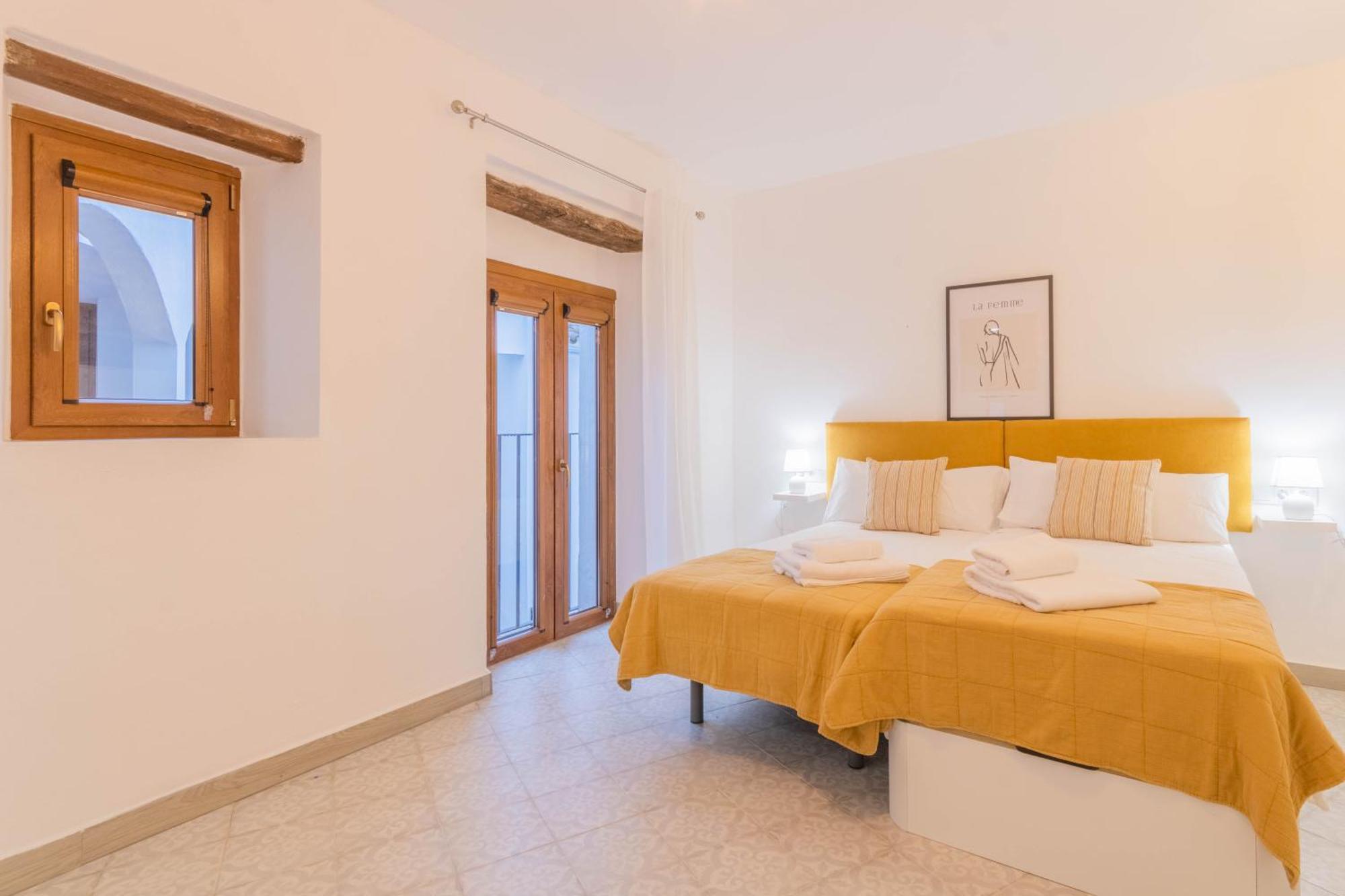 Apartamentos Miguel De Cervantes Centro コルドバ エクステリア 写真