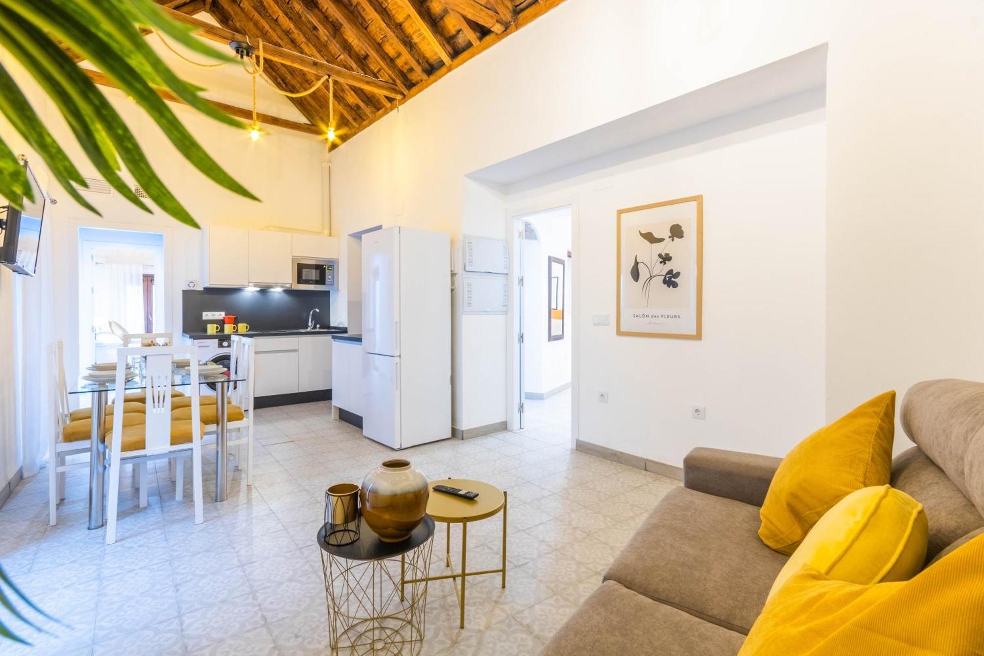 Apartamentos Miguel De Cervantes Centro コルドバ エクステリア 写真