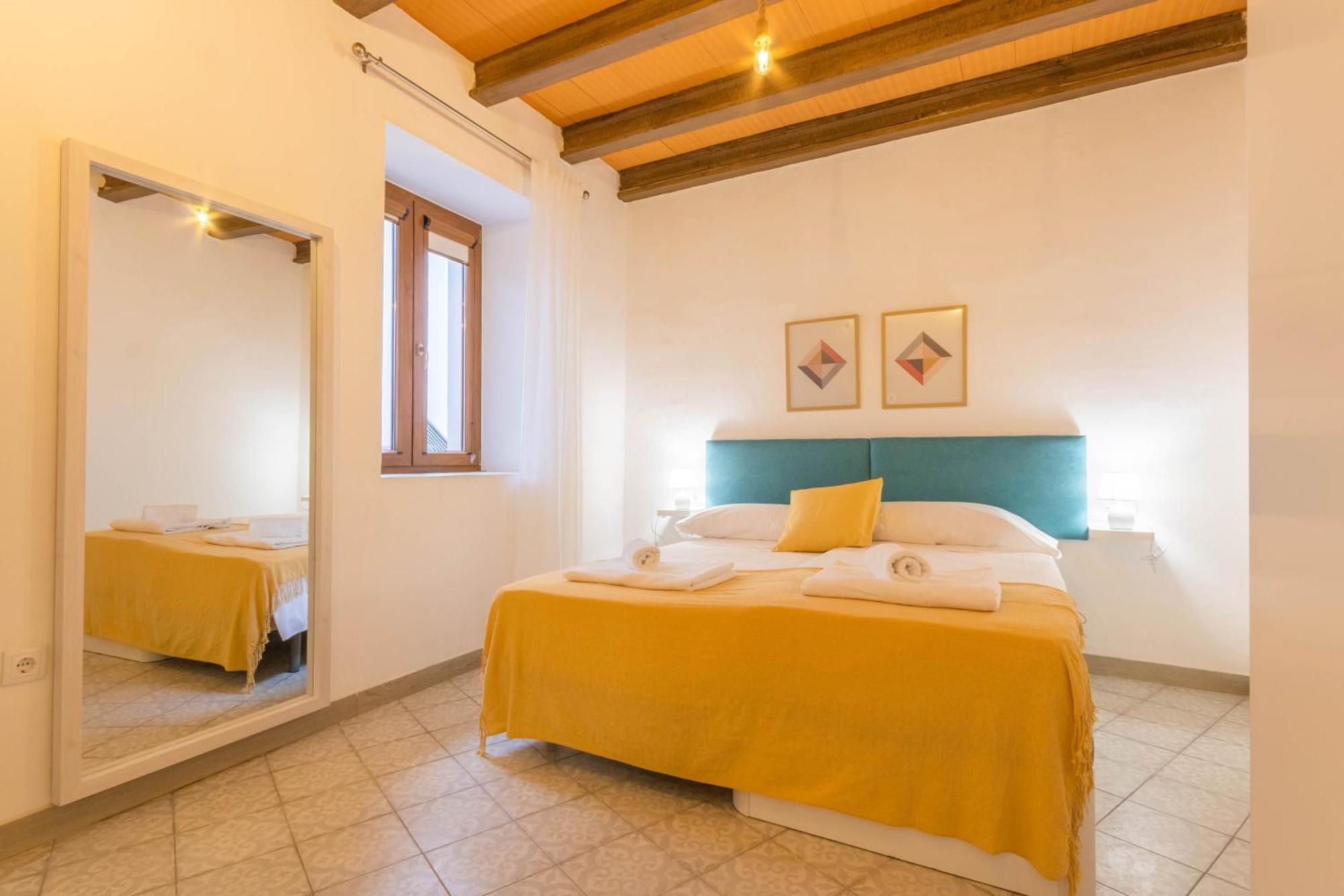 Apartamentos Miguel De Cervantes Centro コルドバ エクステリア 写真