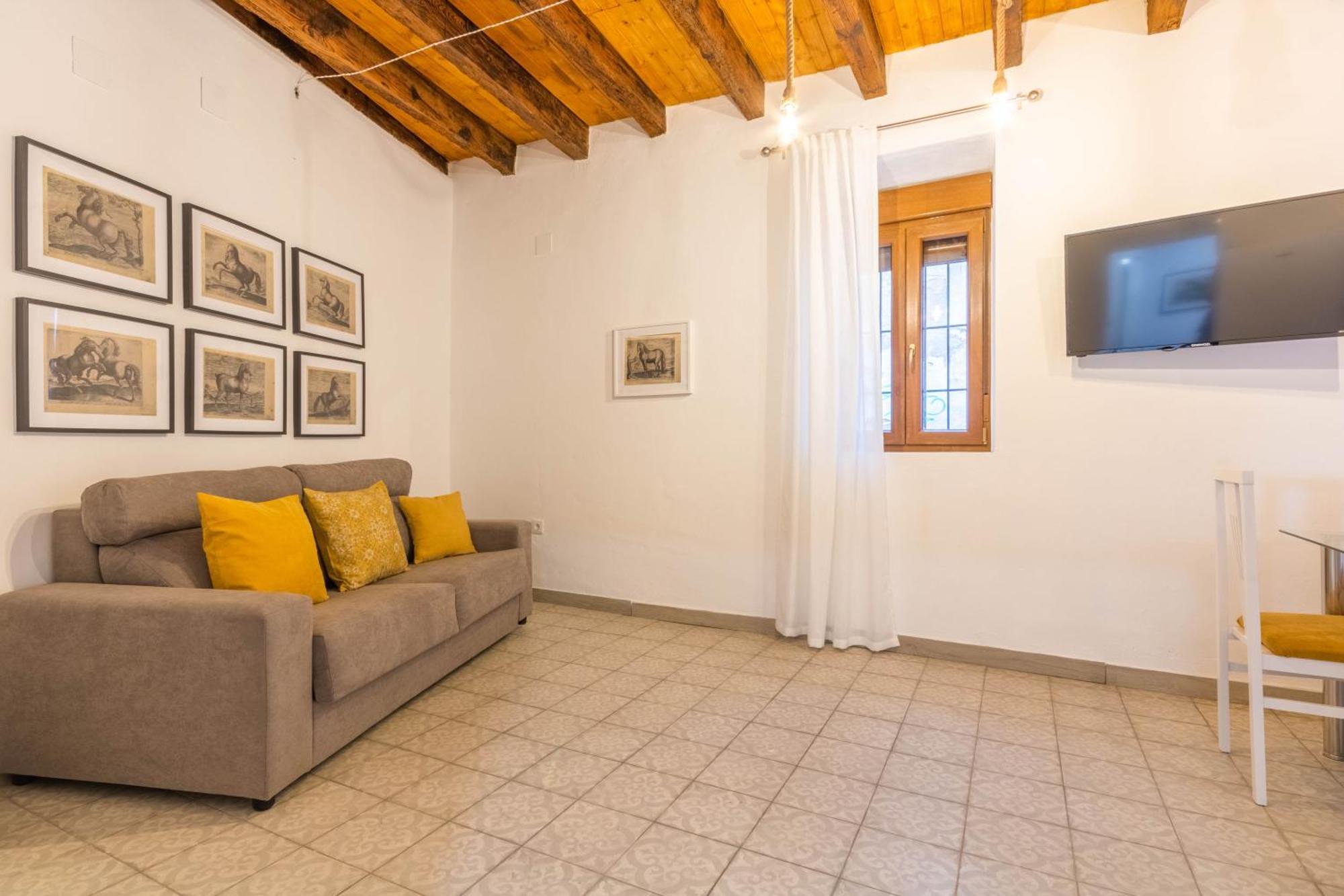 Apartamentos Miguel De Cervantes Centro コルドバ エクステリア 写真