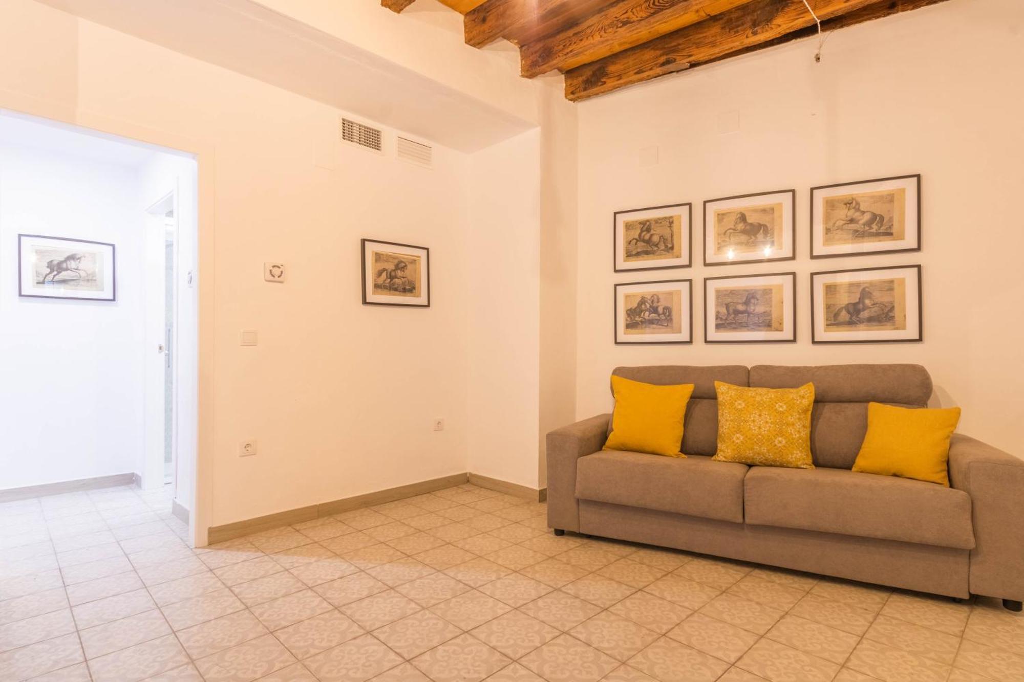 Apartamentos Miguel De Cervantes Centro コルドバ エクステリア 写真